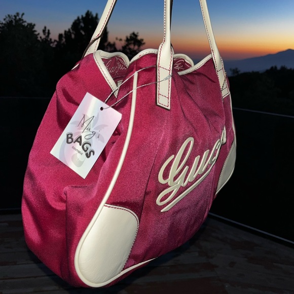 ⚓️ Gucci: Anchor Cruise Charm Keychain Script Logo Boston Shoulder Bag *RARE* - Picture 6 of 17